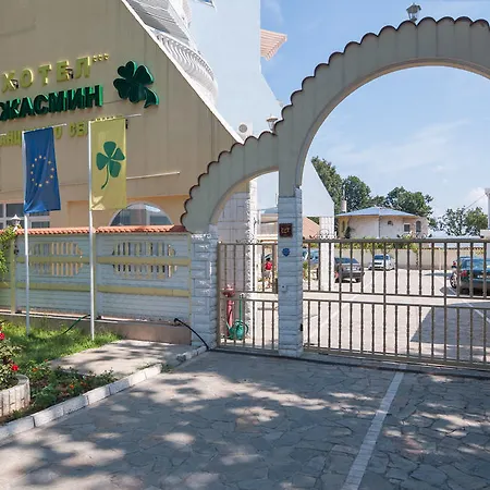 Hotel Jasmin Village 3*